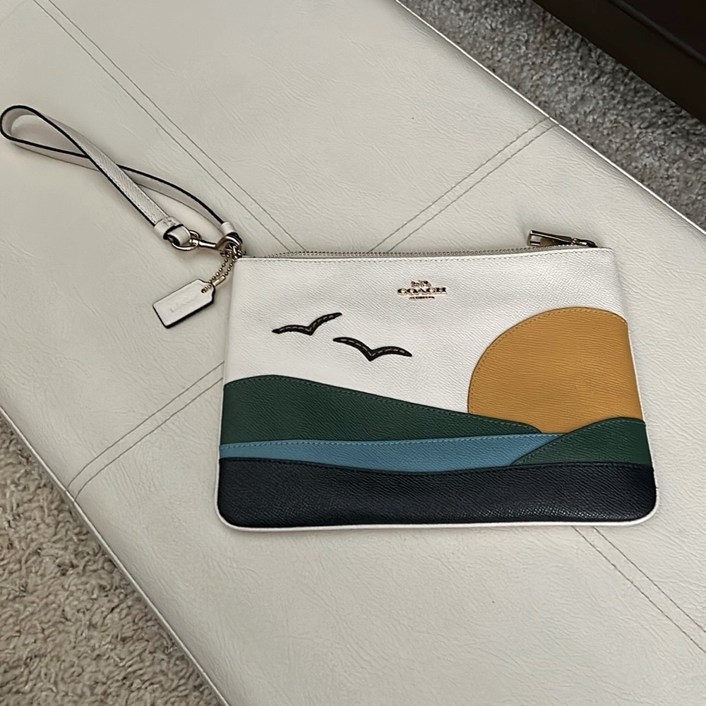 Coach -Gallery Pouch - Sunset Motif